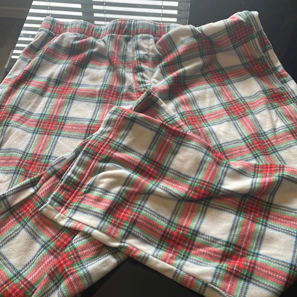 Men’s fleece pajama pants
